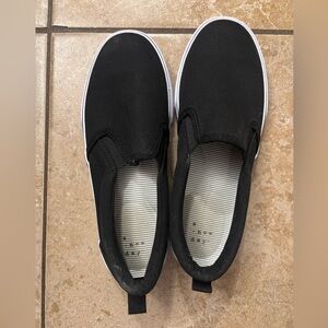 A New Day Kids Black Slip-On Sneakers